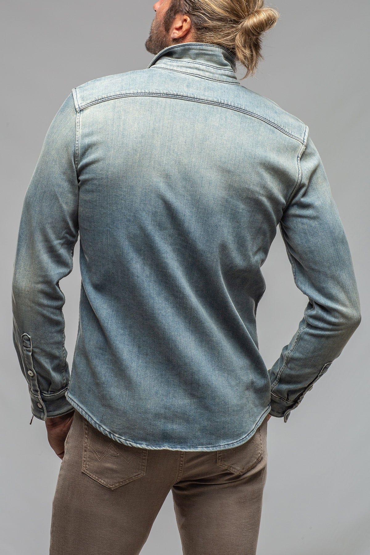 Buy Men's Yoke Style Blue Denim Shirt Online | SNITCH